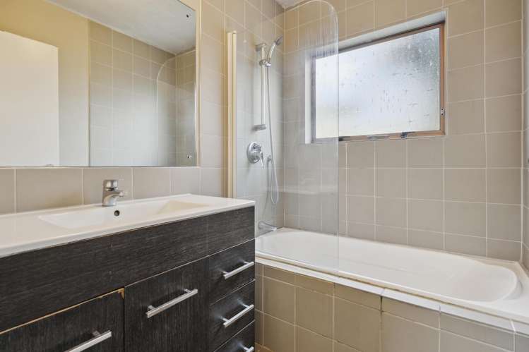 2/31 Blease Street New Lynn_6