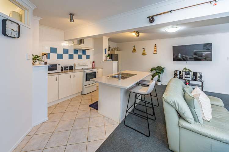 20 Great North Road Saint Johns Hill_19