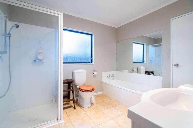 60 Smale Street Point Chevalier_6