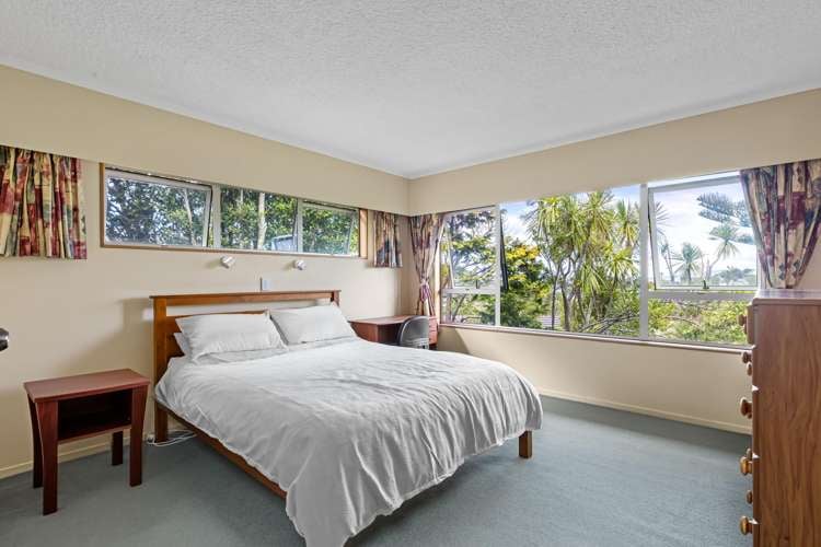 23 Coromandel Crescent Mairangi Bay_14