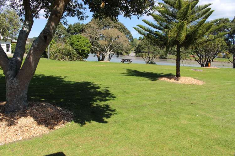 Address withheld Urenui_10