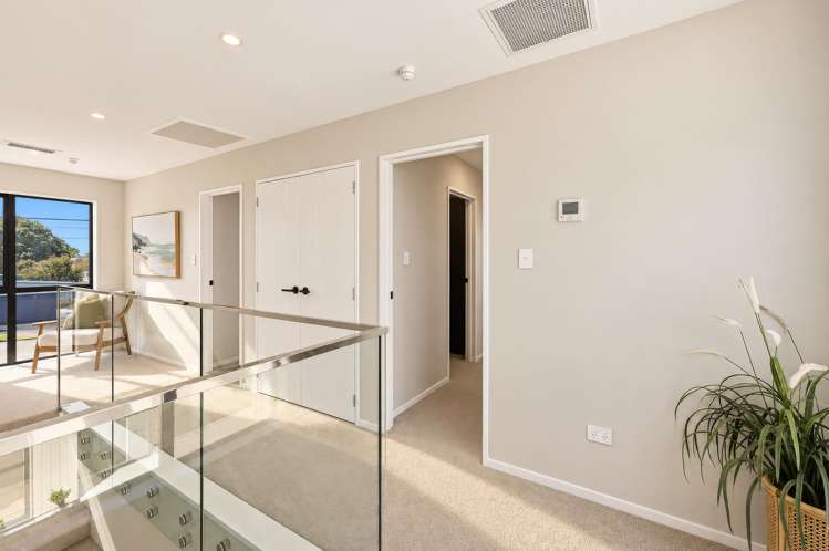 17B Rock Isle Road Torbay_19