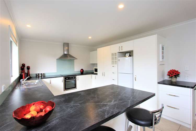 29 Camborne Crescent Blenheim Central_7