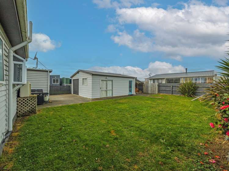 16 Linklater Avenue Foxton Beach_19