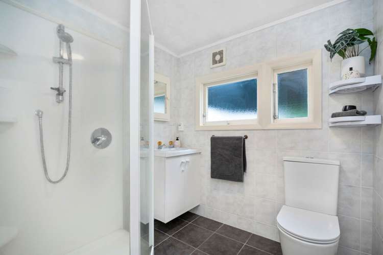 2/24 Upland Street Brookfield_13