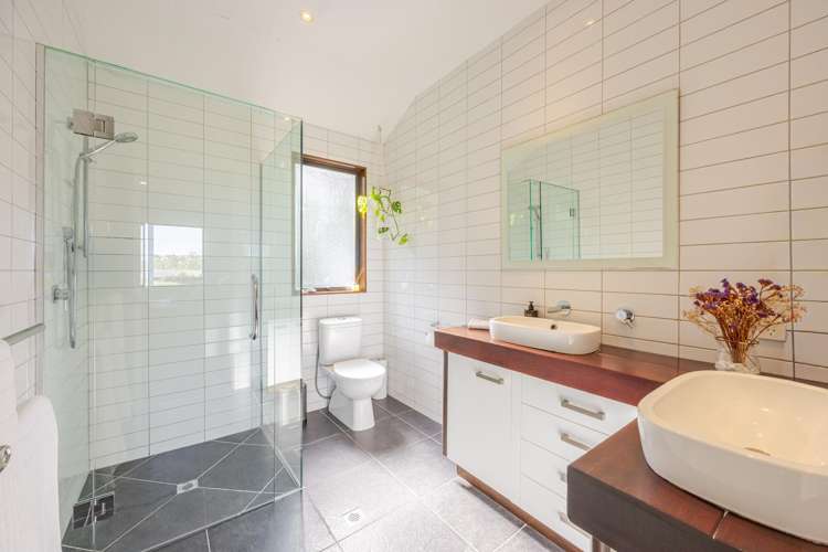 18 Lakeview Terrace Taradale_15