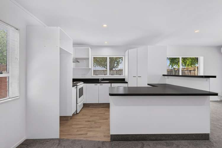 58B Whiting Crescent Greenmeadows_8