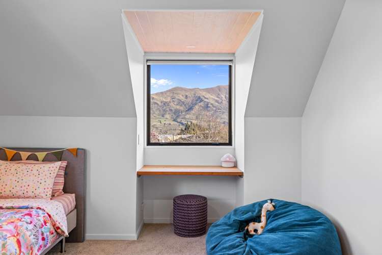 3 Mount Iron Drive Wanaka_13