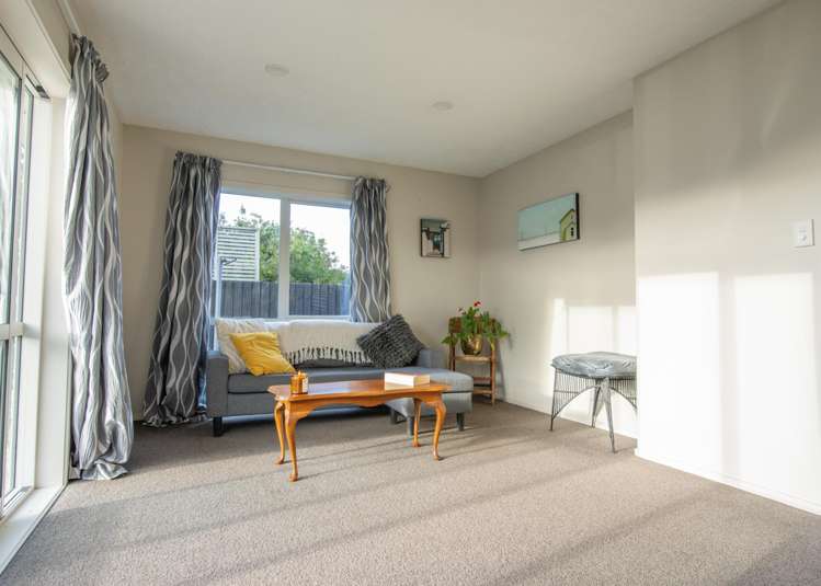 2/7 Kissel Street_2