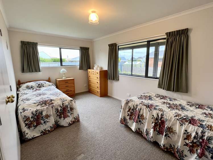 81 Fox Street Avenal_7