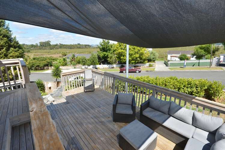 41 Raumati Crescent Onerahi_4