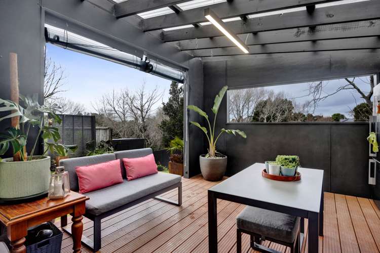 139a Barrett Road Whalers Gate_5