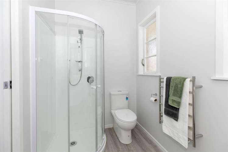 2 Old Farm Road Hamilton East_12