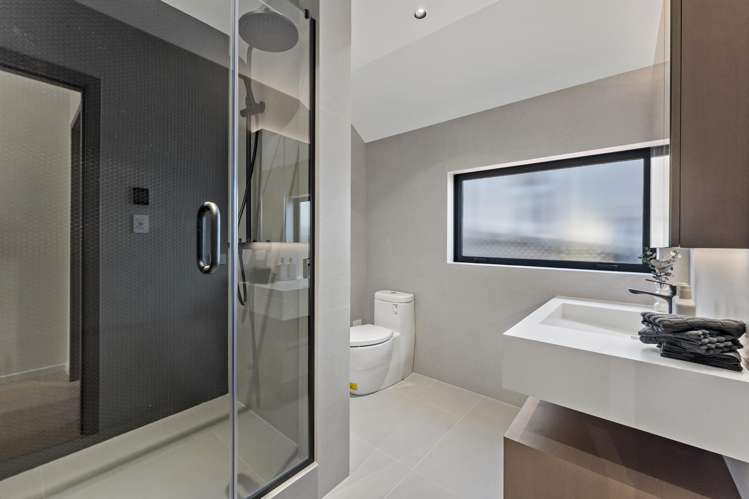 36 Watling Street Epsom_17
