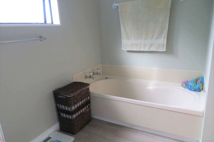 16 Mackay Crescent Waihou_13