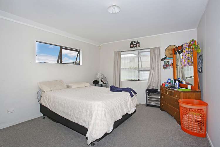 17 Pukeroa Place Papakura_15