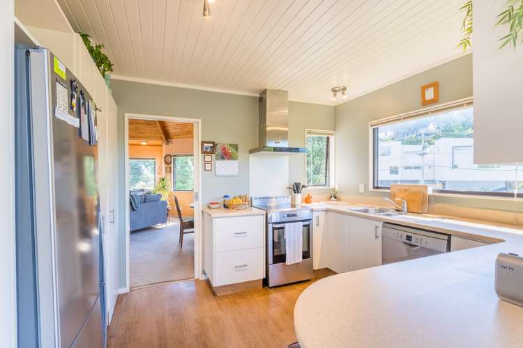 12 Matatua Road Raumati Beach_4