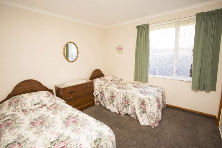 84 Pages Road Allenton_13