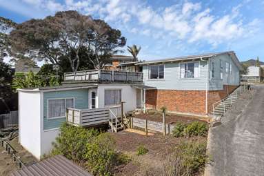 25 & 1/25 Hillcrest Road_4