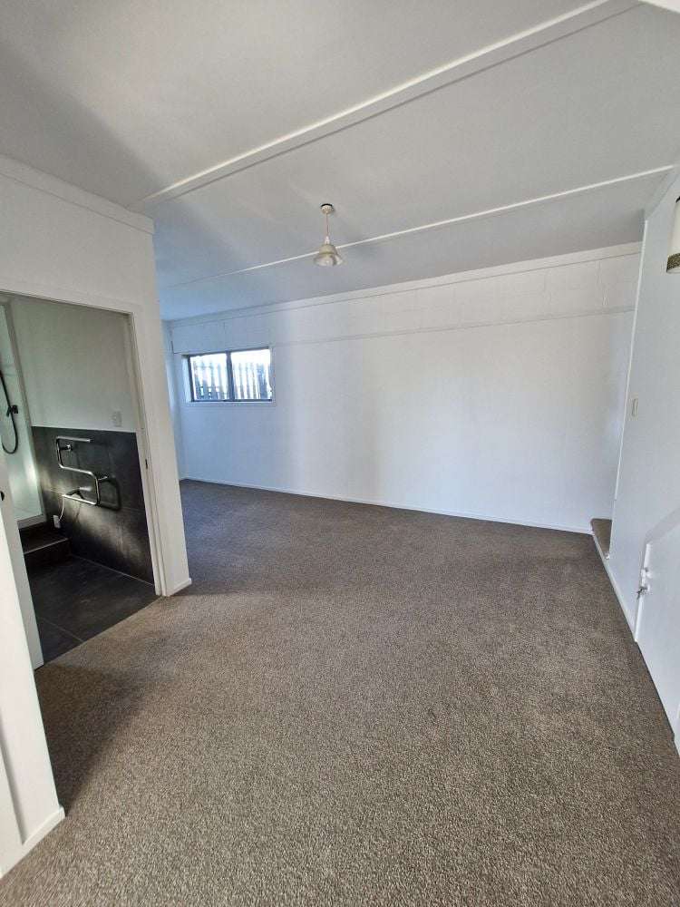 580 Massey Road Mangere_14
