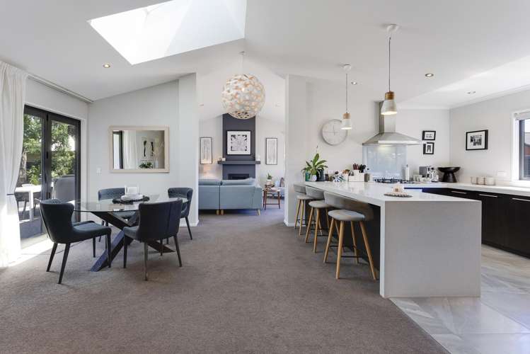 36 Cambelldon Crescent Stoke_8