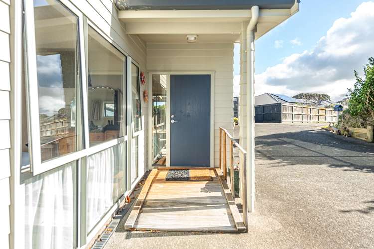 10 Lithgow Drive Otamatea_26