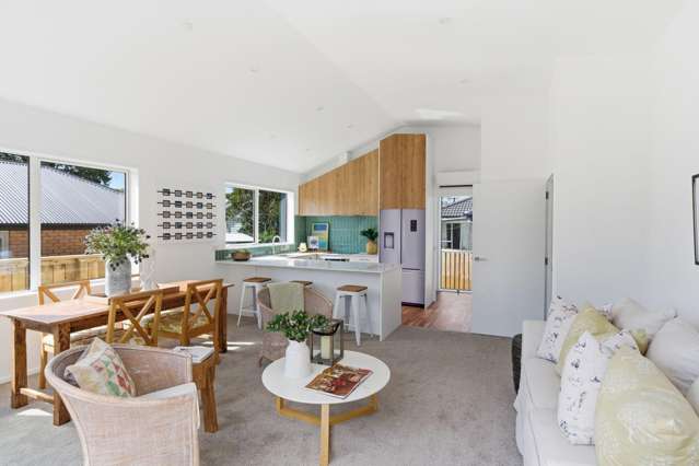 Standalone New Build Opportunity!