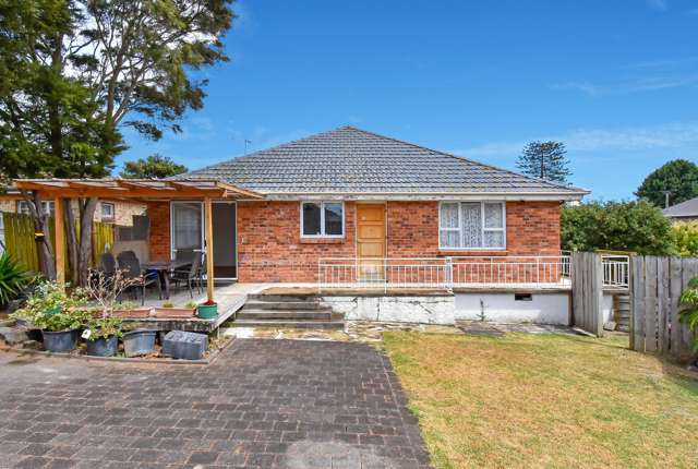 1/48 Churchill Avenue Manurewa_1