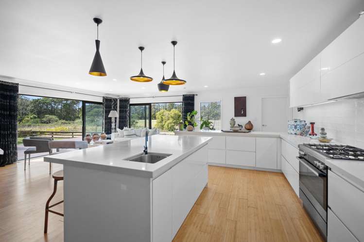 216 Riverhead Road Kumeu_9