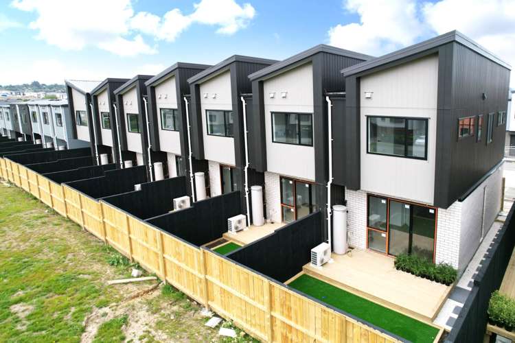 27 Kiato Lane Flat Bush_13