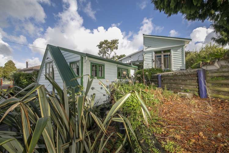 87 Victory Road Laingholm_23