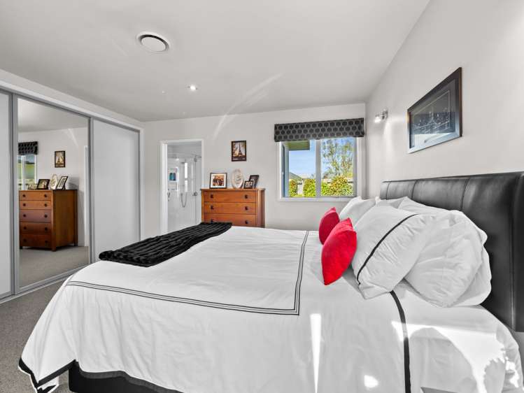 15 Coniston Drive Allenton_19