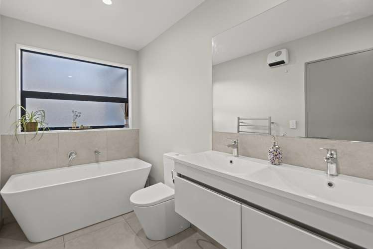 8 Founders Lane Yaldhurst_10