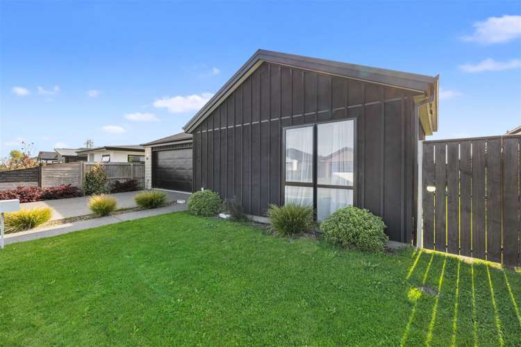 15 Romney Drive Belfast_13