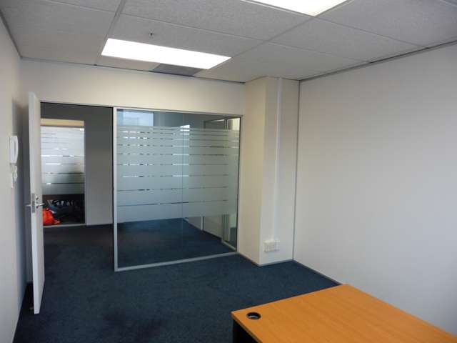 Suite 6/95 Hurstmere Road Takapuna_2