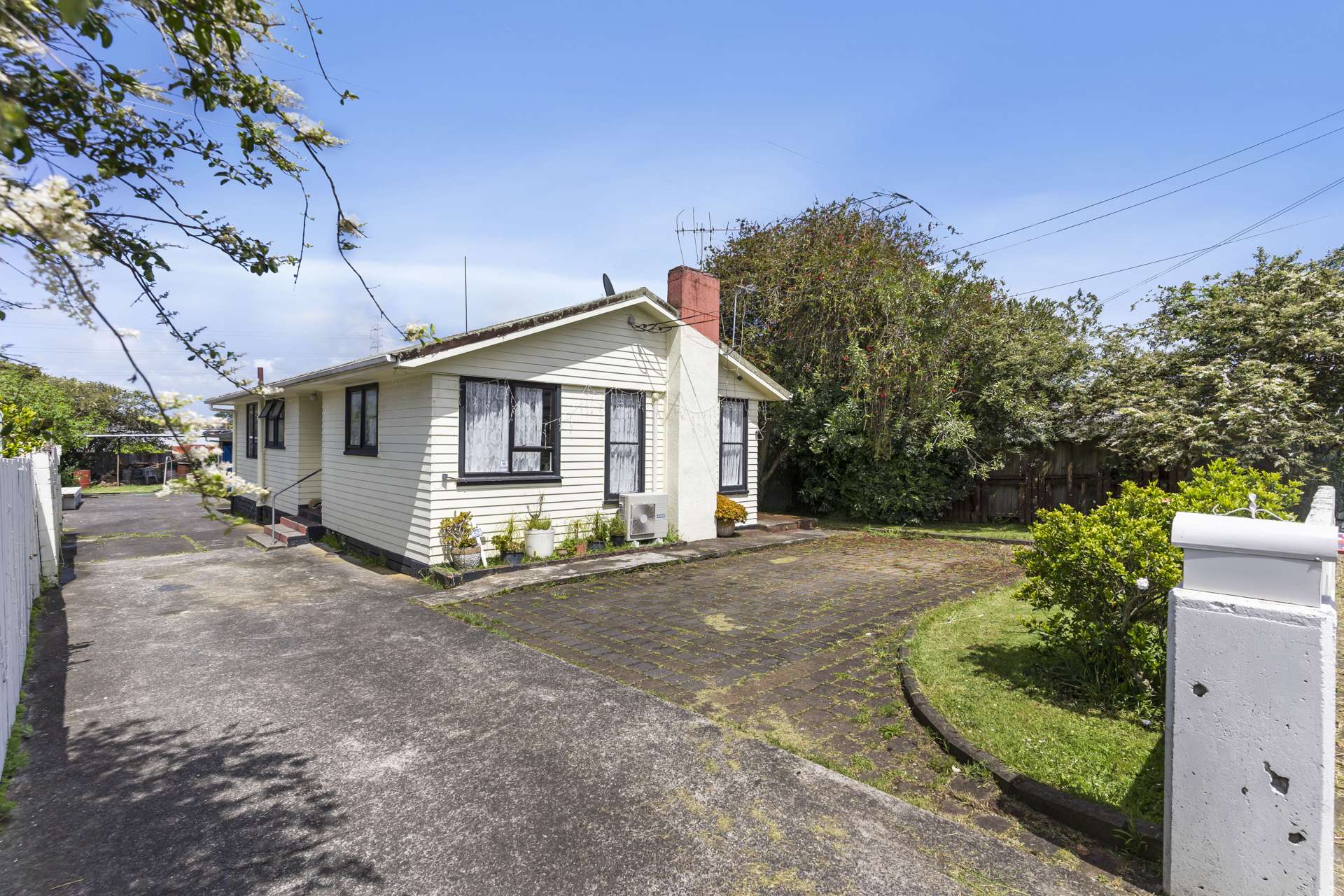 47 Fisher Crescent Otara_0