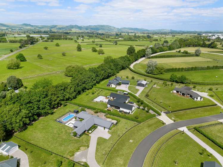 5 South Oaks Close Pukemoremore_3