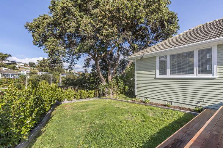 25 Chaffey Crescent Titahi Bay_18