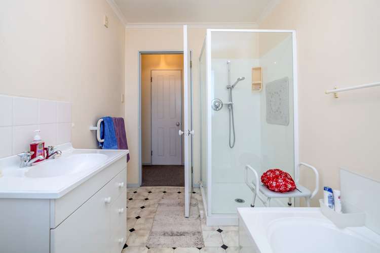 1c Garrison Street Carterton_10