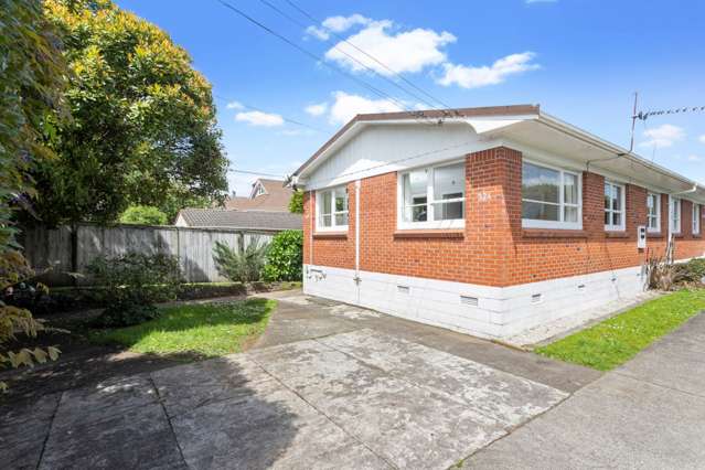 1/32a Fairview Road Mount Eden_1