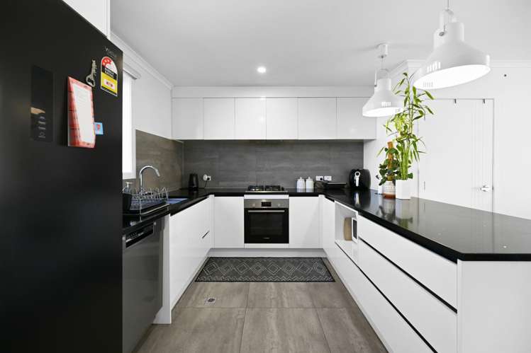49 Te Tiireke Drive Glenview_3