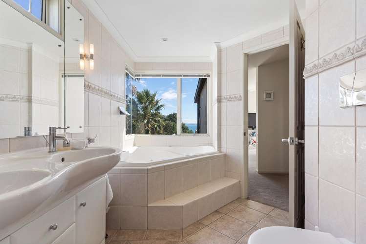 1442 Whangaparaoa Road_5