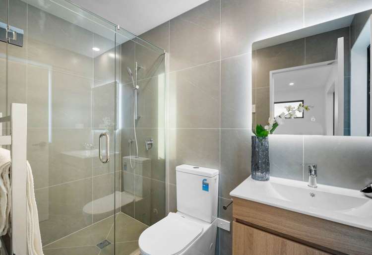 37F Flanshaw Road Te Atatu South_9