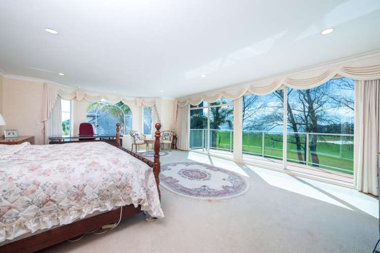 7 Villa Court Eastern Beach_11