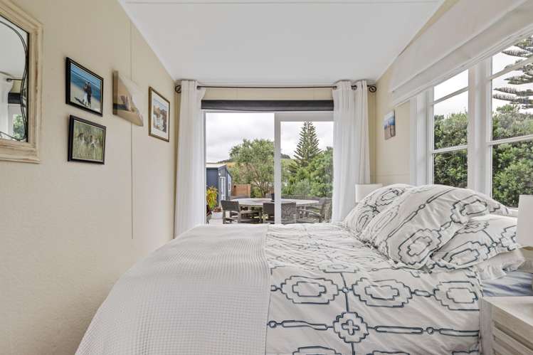 32 Blue Pacific Parade Riversdale Beach_8