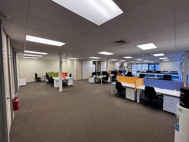 1/21-29 Bell Road South Gracefield_8