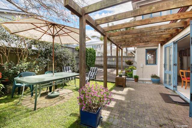 15a Ascot Avenue Narrow Neck_2