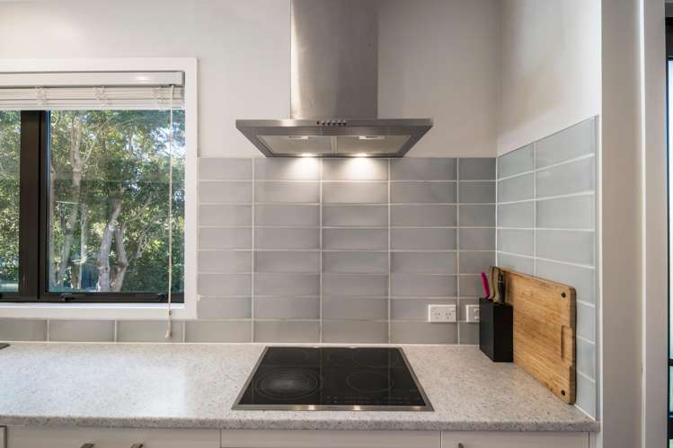 86 Willerton Avenue New Lynn_18