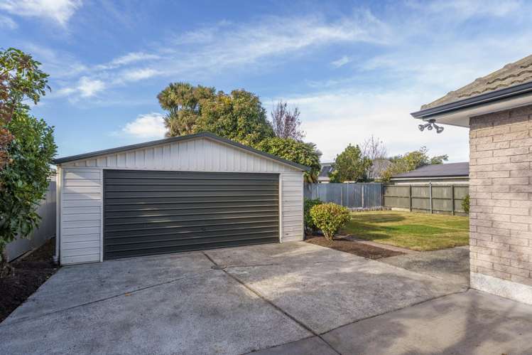 6 Bourne Crescent Papanui_17