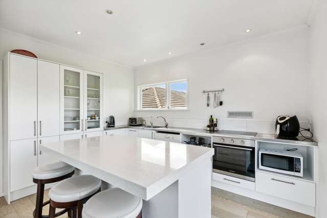 29 Ngatitoa Street Tawa_2